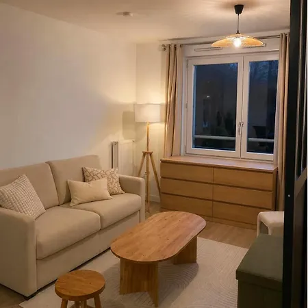 Cosy Situe A Bonne Source- A Pied 아파트 포르니세